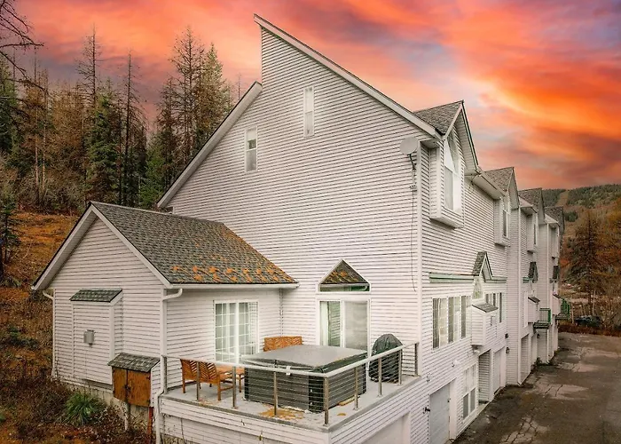 Sunspot Lodge - Schweitzer Mountain